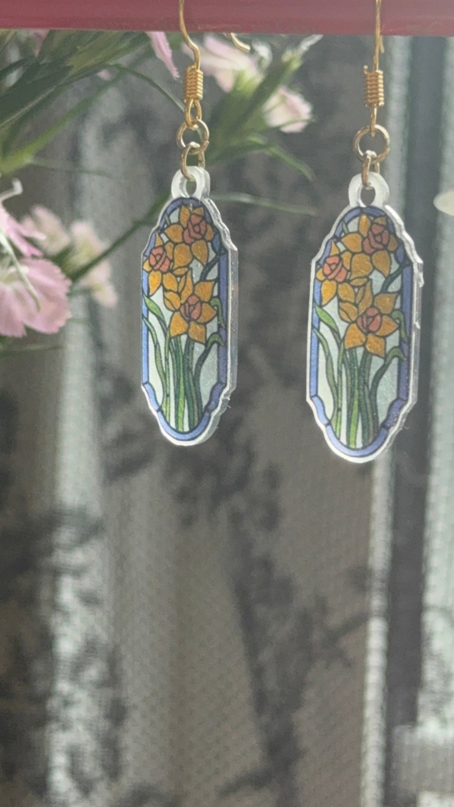 Daffodil stained glass dangles